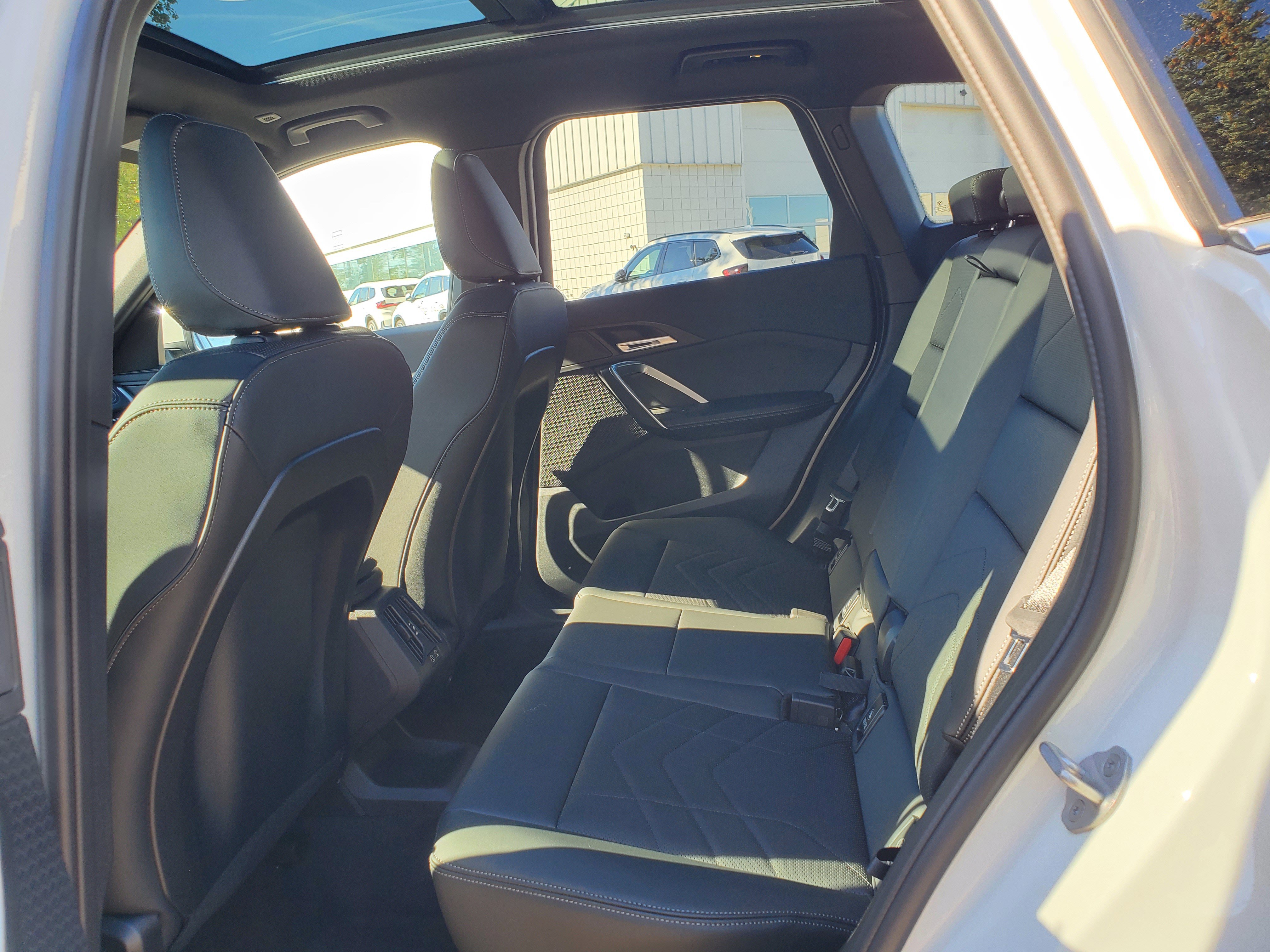 New 2027 BMW X1 xDrive28i AWD/4WD image 31