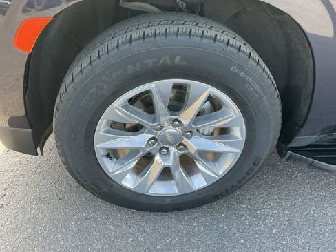 Used 2024 Chevrolet Tahoe Premier AWD/4WD image 9
