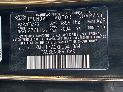 Used 2023 Hyundai Elantra SE FWD image 32