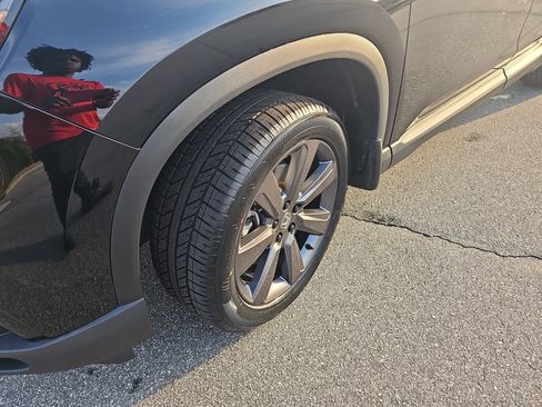 Used 2025 Honda Pilot Sport image 29