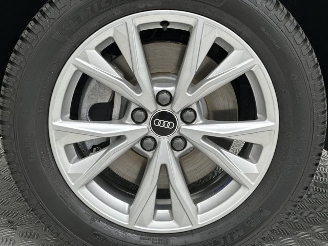 Used 2021 Audi Q3 2.0T Premium Plus w/ Premium Plus Package AWD/4WD image 10