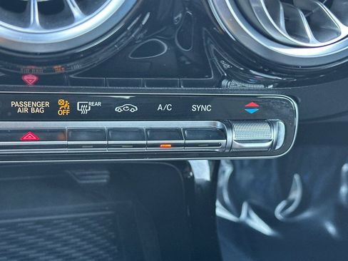 Used 2025 Mercedes-Benz CLA 250 image 29