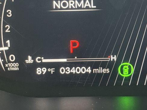 Used 2023 Acura MDX w/ Technology Package FWD image 22