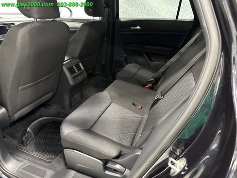 Used 2020 Volkswagen Atlas Cross Sport S image 9