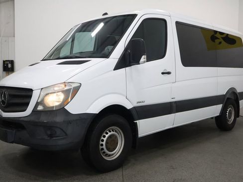 Used 2016 Mercedes-Benz Sprinter 2500 image 8