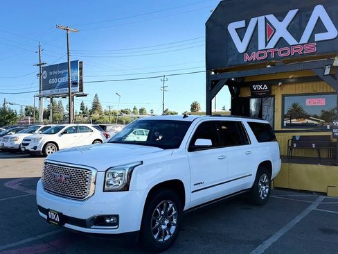 Used 2015 GMC Yukon XL Denali w/ Touring Package RWD image 3