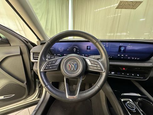 Used 2025 Buick Envision Preferred AWD/4WD image 20