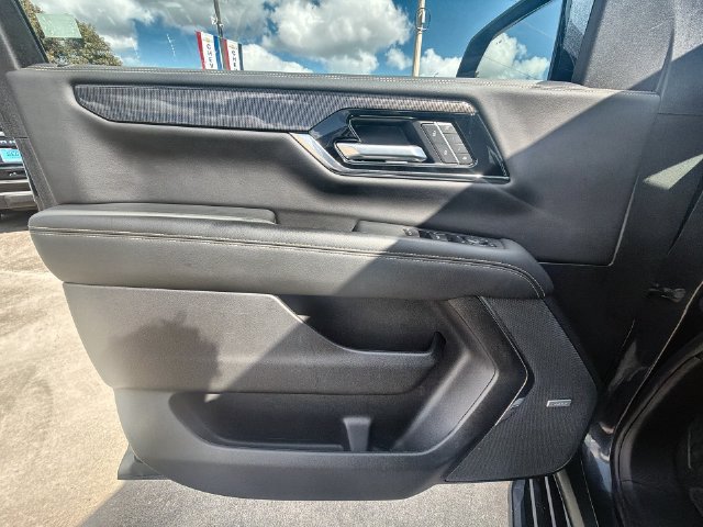 Used 2026 GMC Yukon Elevation w/ Elevation Premium Package RWD image 21
