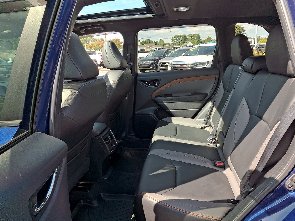 Used 2025 Subaru Forester Sport AWD/4WD image 10