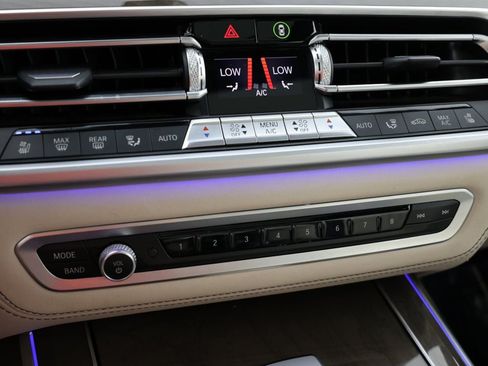 Used 2021 BMW ALPINA XB7 AWD/4WD image 35