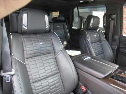 Used 2024 Cadillac Escalade Sport Platinum w/ LPO, Floor Liner Package image 10