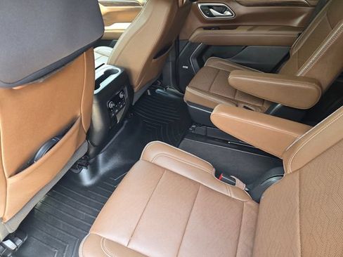 Used 2024 Chevrolet Tahoe High Country w/ Advanced Technology Package AWD/4WD image 26