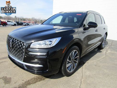 Used 2025 Lincoln Corsair Grand Touring w/ Equipment Group 301A AWD/4WD image 2