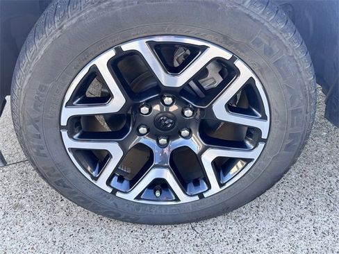 Used 2025 RAM 1500 Laramie w/ Laramie Southwest Edition image 9