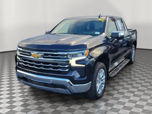 Used 2022 Chevrolet Silverado 1500 LTZ RWD image 3