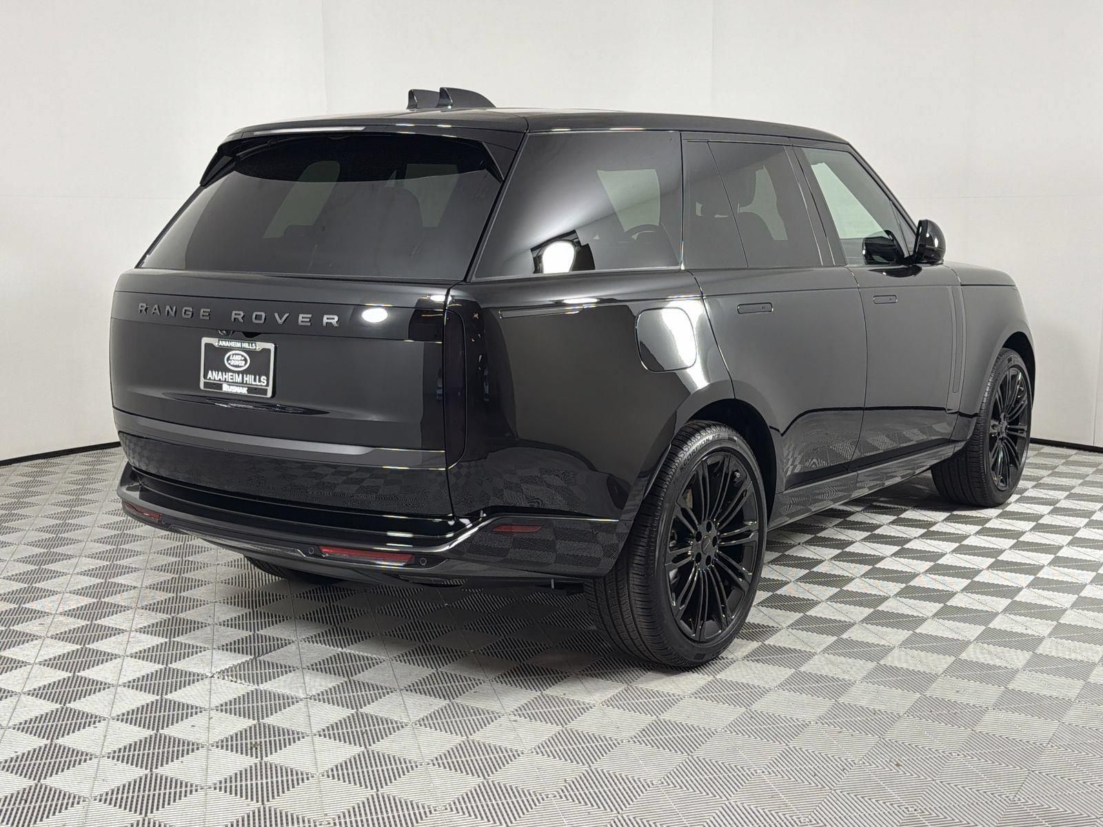 New 2026 Land Rover Range Rover SE AWD/4WD image 5