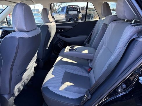 Used 2025 Subaru Outback Premium image 21