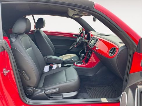 Used 2019 Volkswagen Beetle 2.0T FWD image 15