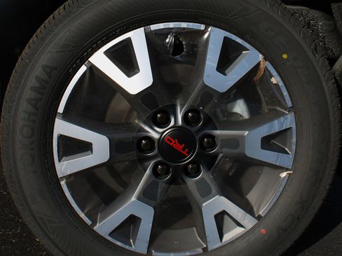 New 2026 Toyota 4Runner TRD Sport Premium image 9