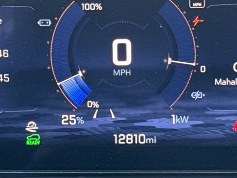 Used 2024 Chevrolet Equinox EV RS image 32