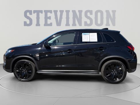 Used 2026 Mitsubishi Outlander Sport LE AWD/4WD image 2