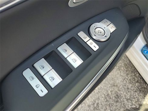 New 2025 Genesis GV70 2.5T w/ Sport Prestige Package image 14