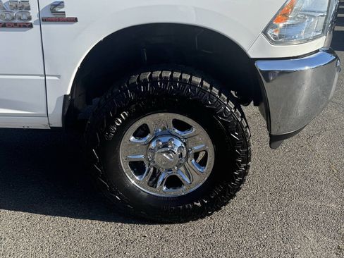 Used 2015 RAM 3500 SLT AWD/4WD image 18