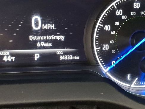 Certified 2023 Toyota Venza LE image 13