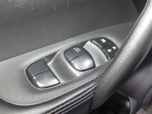 Used 2019 Nissan Rogue Sport S AWD/4WD image 20