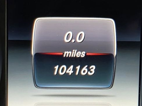 Used 2015 Mercedes-Benz C 300 Sedan image 40