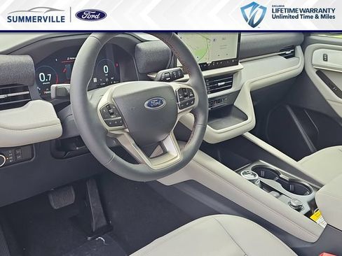 New 2026 Ford Explorer Active w/ Active Comfort Package RWD image 19