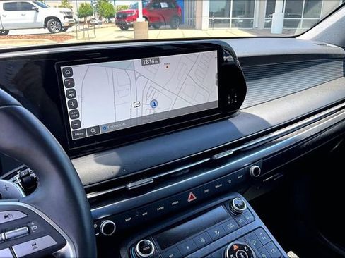 Used 2023 Hyundai Palisade Limited AWD/4WD image 22