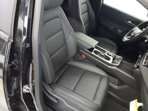 New 2026 Chevrolet Equinox LT w/ Convenience Package II image 28