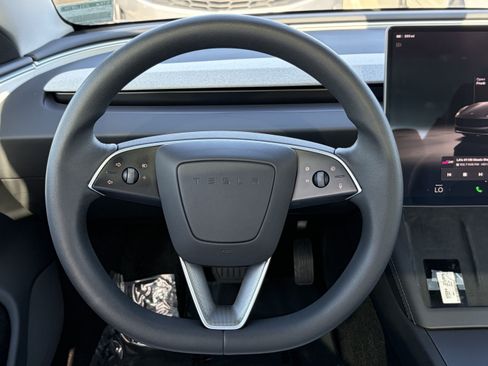 Used 2025 Tesla Model 3 Long Range RWD image 16
