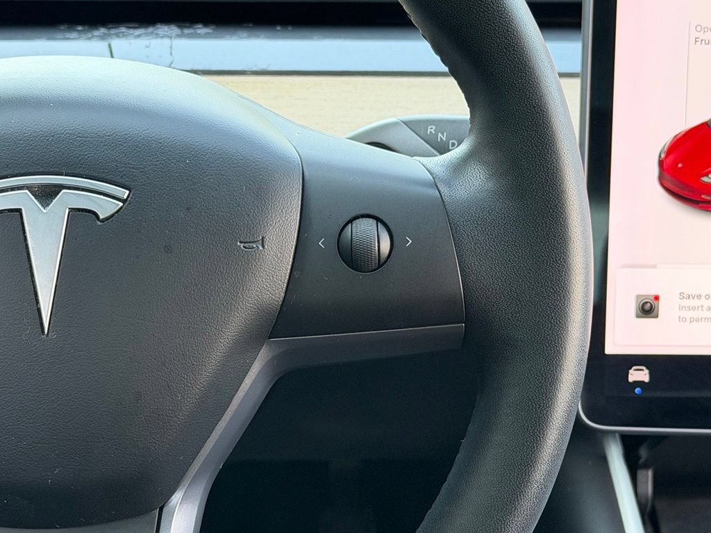Used 2020 Tesla Model 3 Standard Range RWD image 45