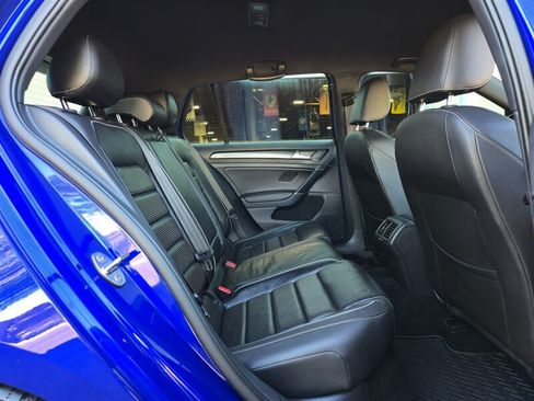 Used 2019 Volkswagen Golf R 4-Door AWD/4WD image 33