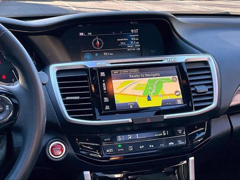 Used 2017 Honda Accord EX-L image 6