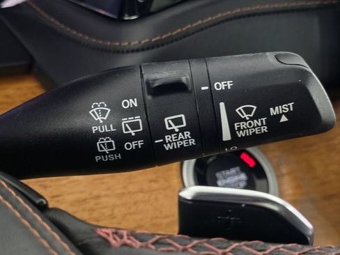 Used 2023 Jeep Grand Cherokee L Summit AWD/4WD image 33