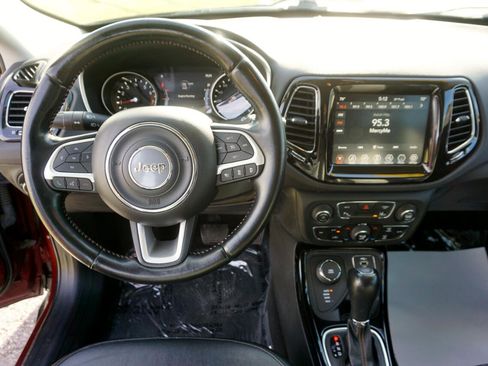 Used 2021 Jeep Compass Limited image 9