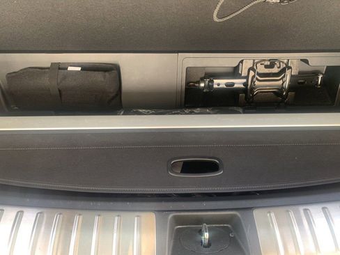 Used 2023 Hyundai Palisade Calligraphy image 41