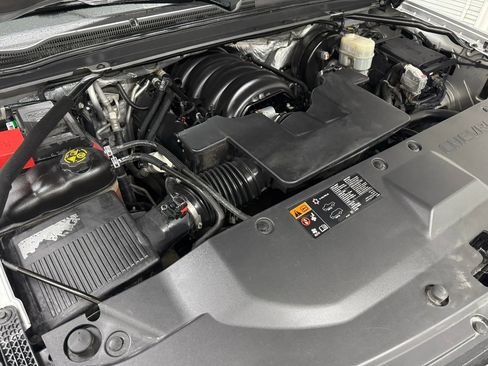 Used 2015 Chevrolet Suburban LT image 52