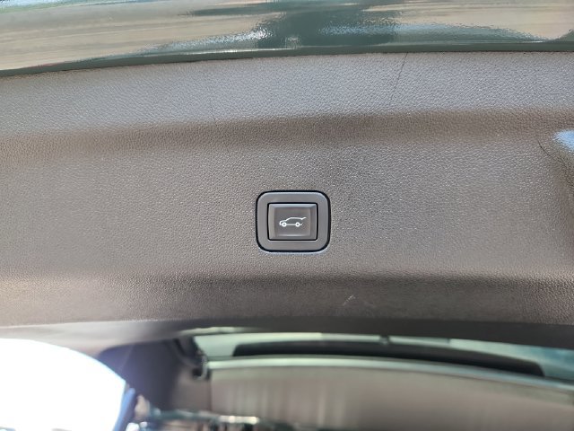 Used 2025 GMC Yukon AT4 w/ LPO, Floor Liner Package AWD/4WD image 35