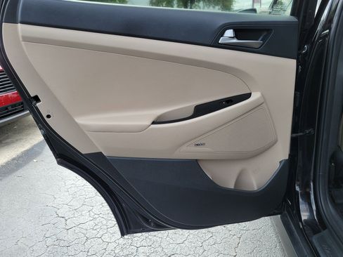 Used 2018 Hyundai Tucson SEL Plus FWD image 10