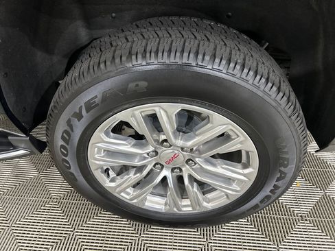 Used 2020 GMC Yukon XL SLT w/ Value Plus Edition image 10