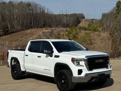 Used 2019 GMC Sierra 1500 Pickup 4D 5 3/4 ft w/ Convenience Package image 2