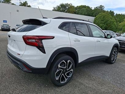 New 2025 Chevrolet Trax RS w/ Driver Confidence Package