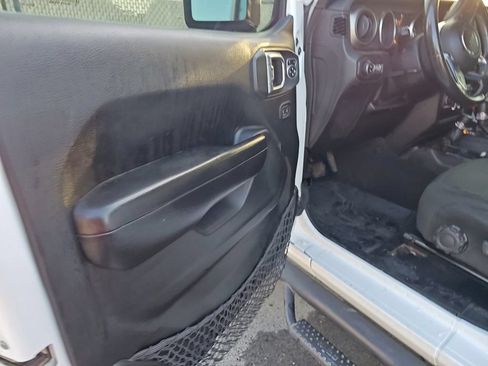 Used 2020 Jeep Gladiator Sport w/ Quick Order Package 24S AWD/4WD image 8