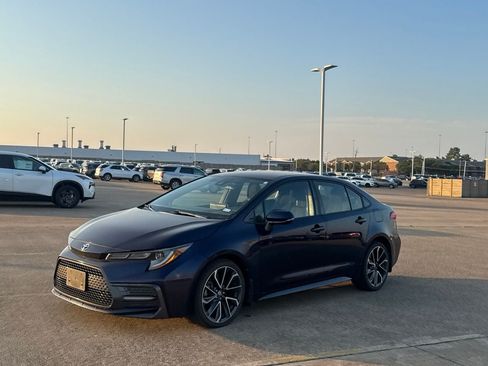 Used 2021 Toyota Corolla SE FWD image 10