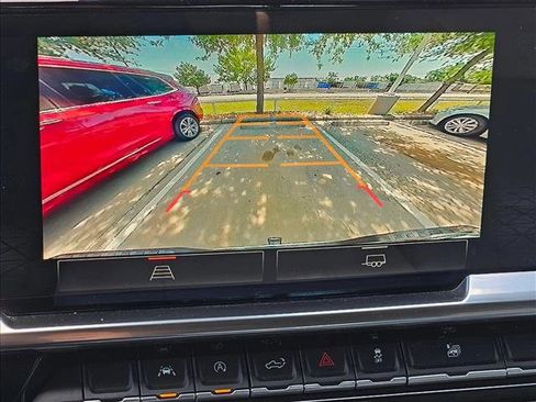 Used 2023 GMC Sierra 1500 SLT image 14