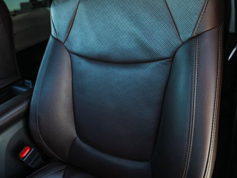 Certified 2023 Toyota Sienna Platinum image 24